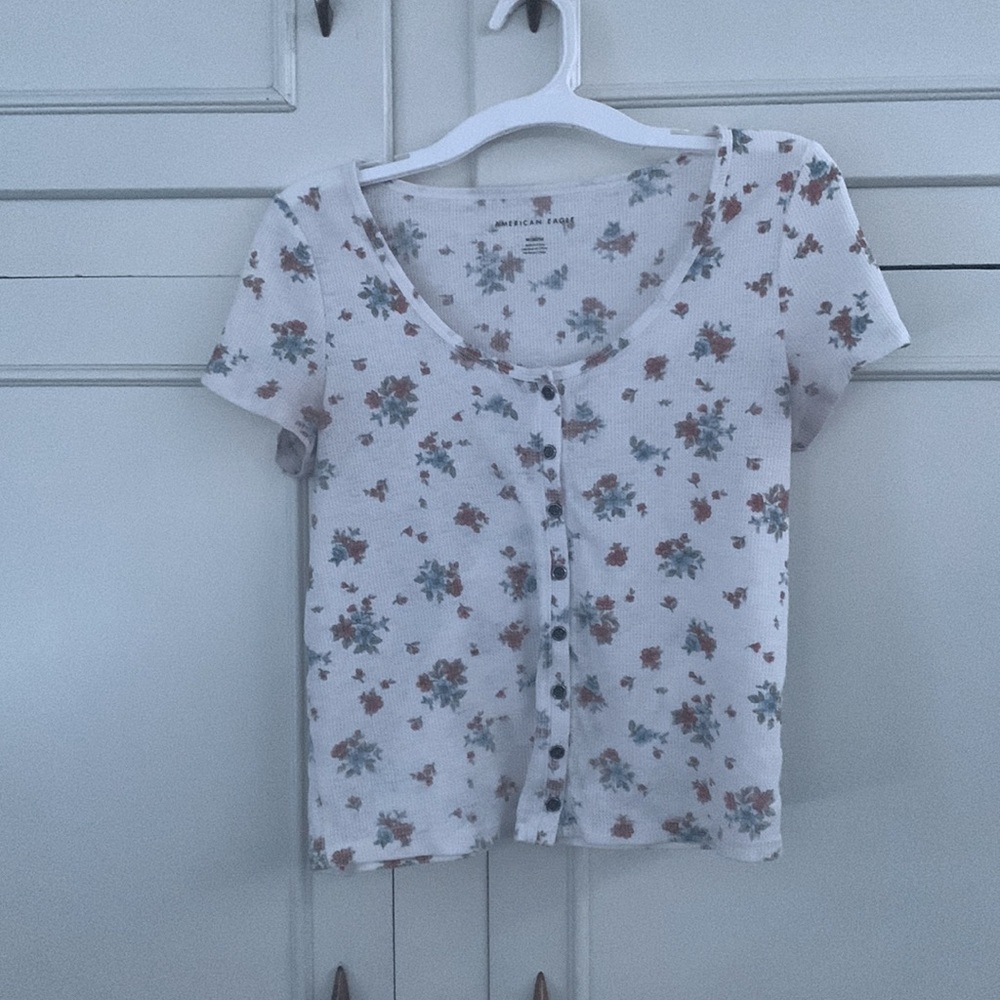 American eagle button up crop top
